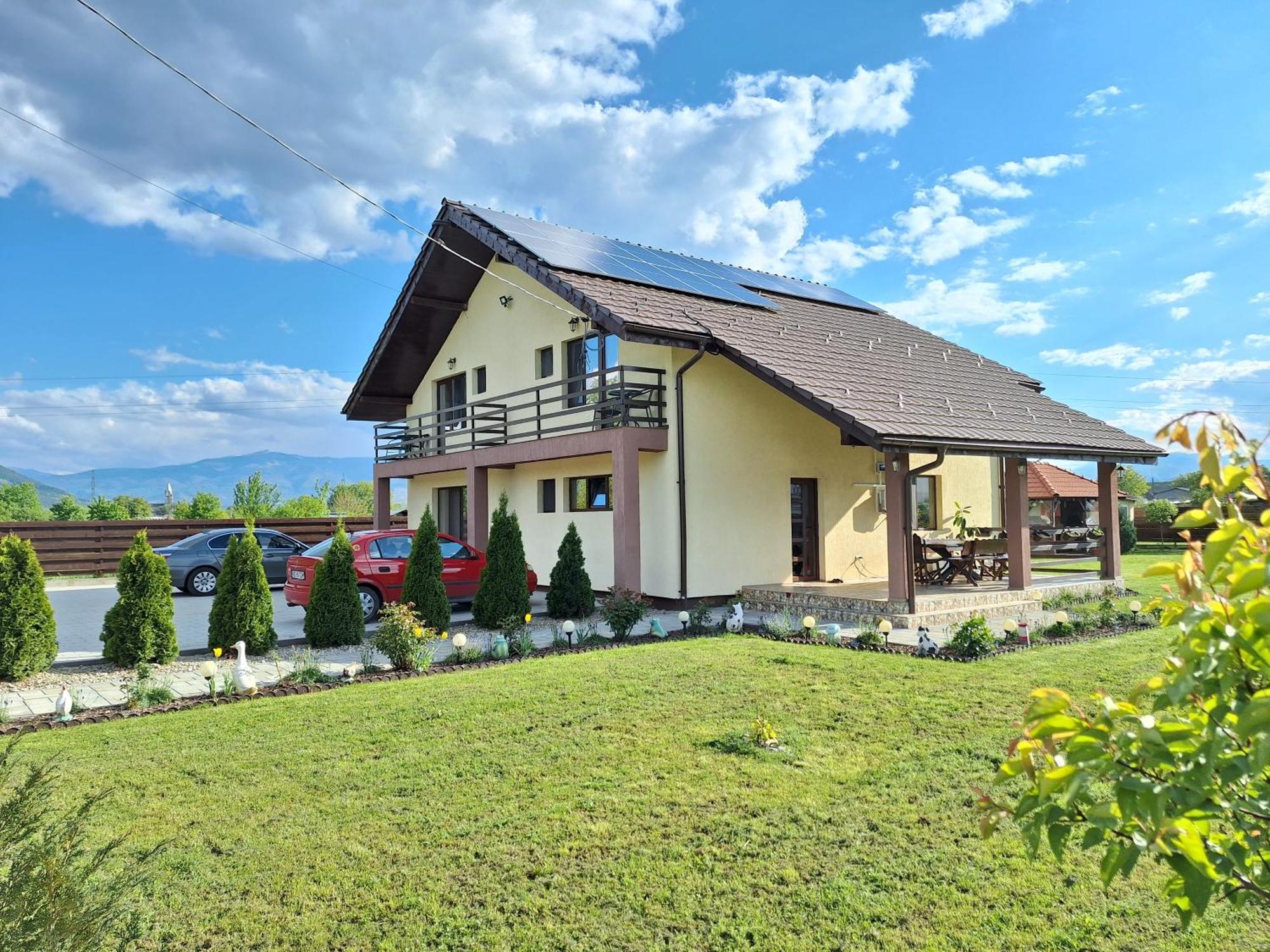 Pensiunea Daria Haţeg Extérieur photo